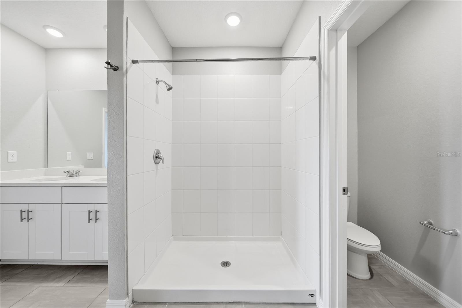 MONROE MDWS - Residential Lease