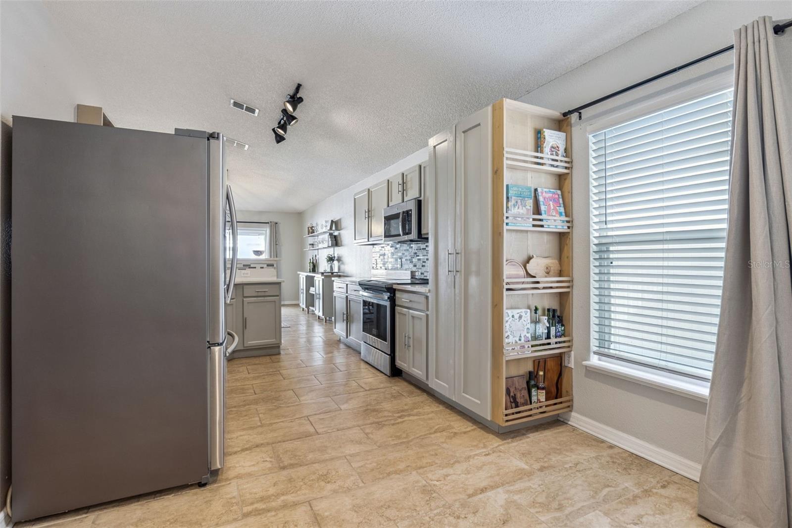 WETHERBEE LAKES SUB - Residential