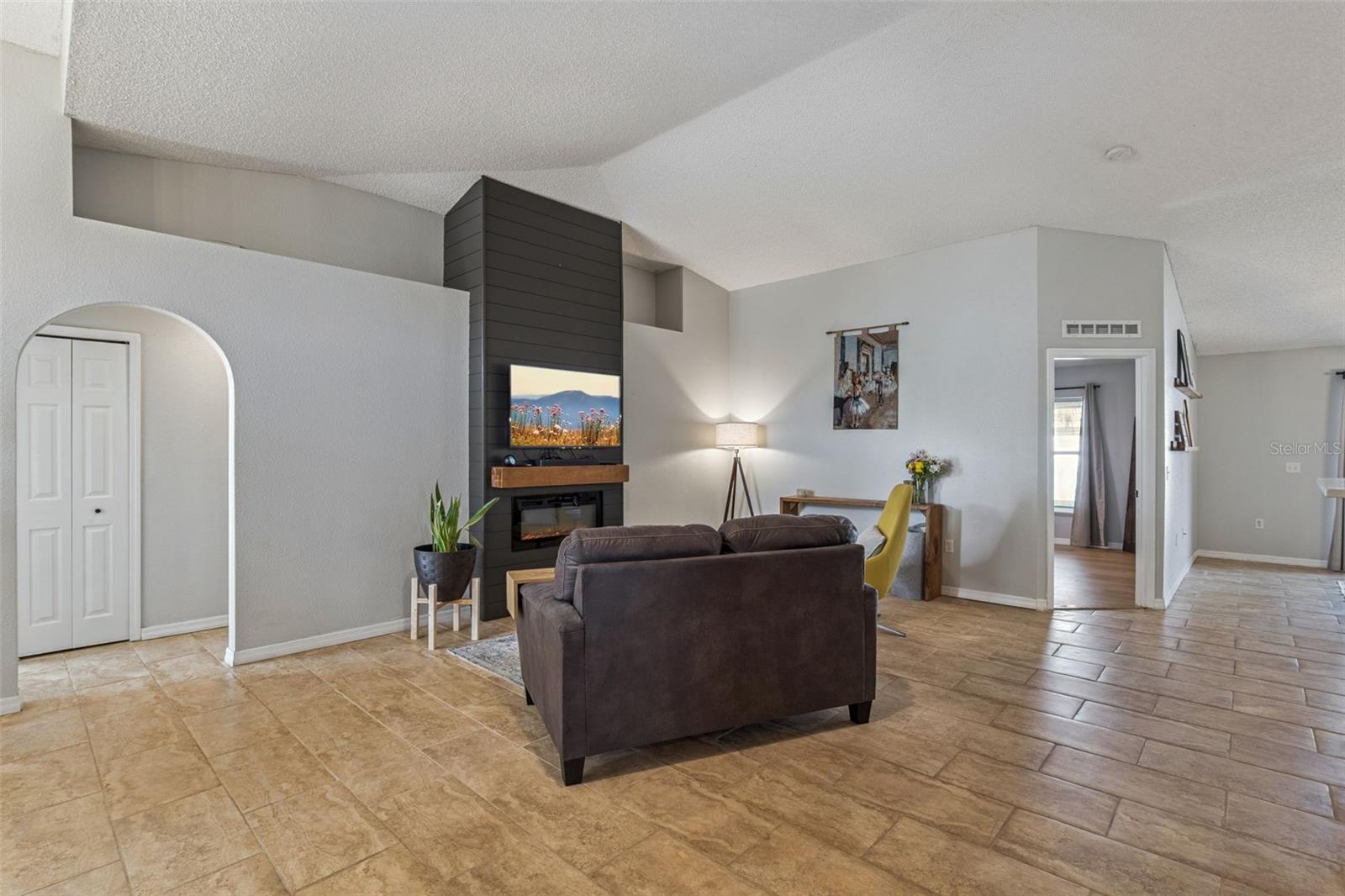 WETHERBEE LAKES SUB - Residential