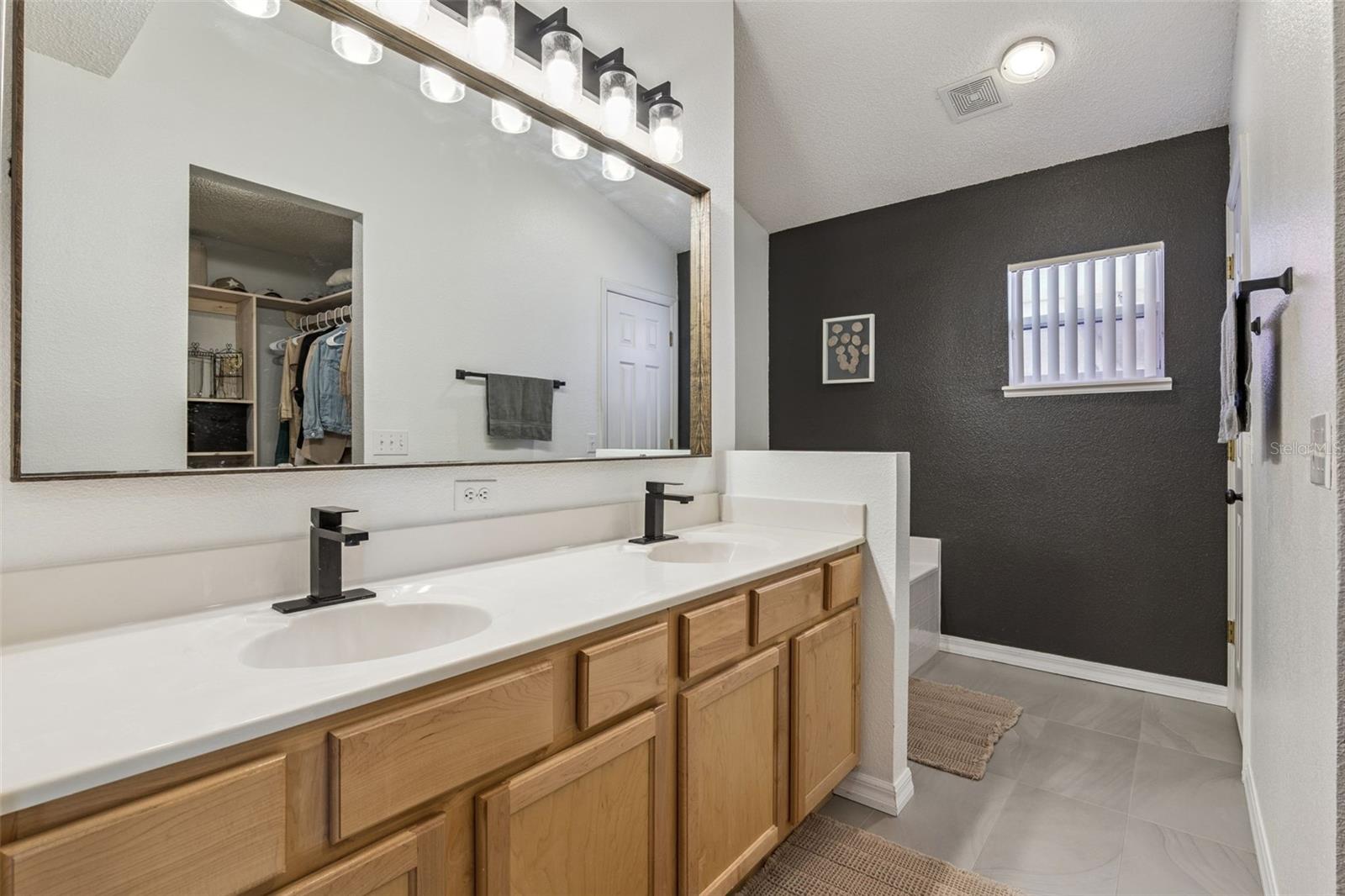 WETHERBEE LAKES SUB - Residential