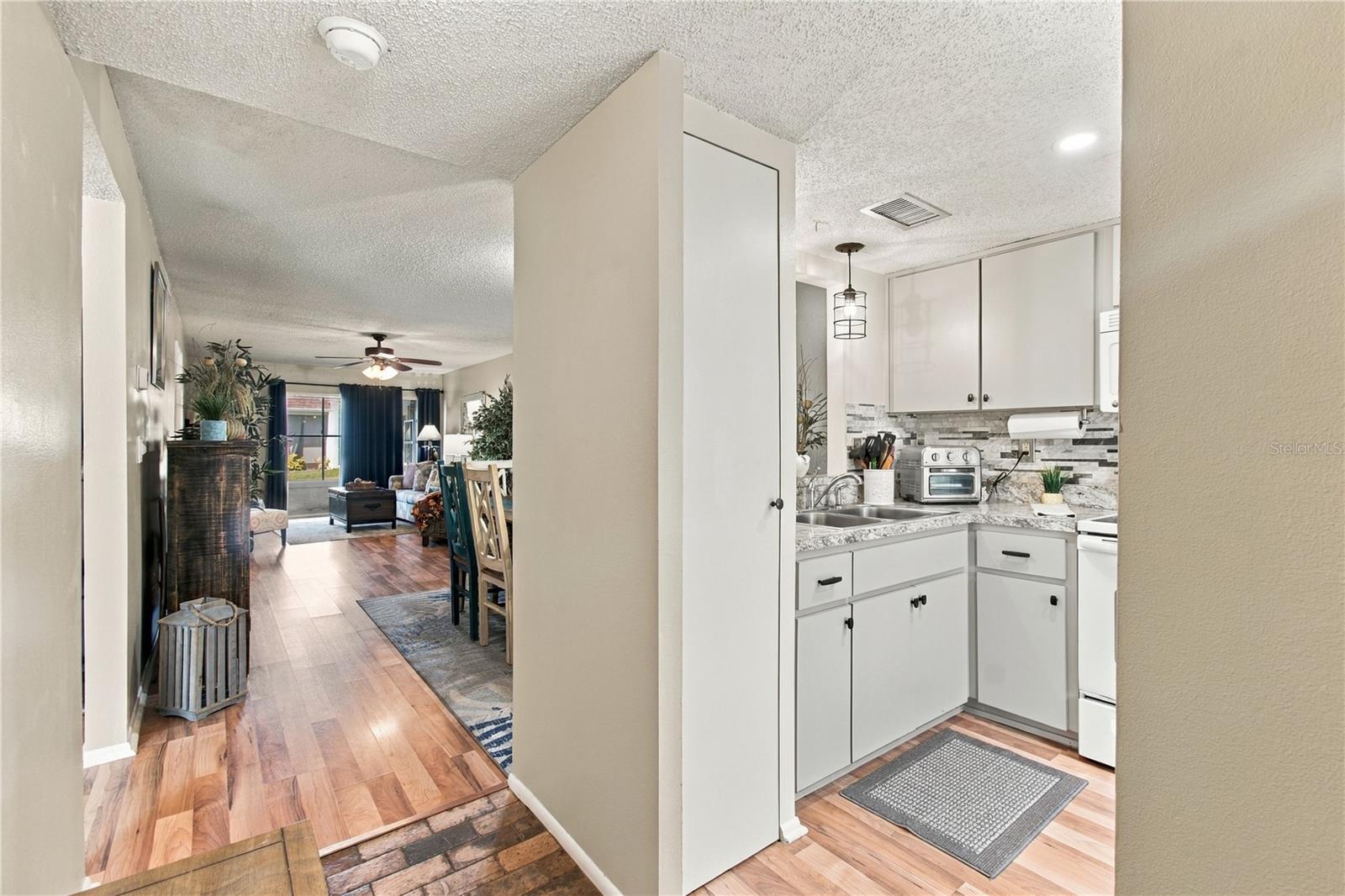 8220 SEVEN OAKS COURT 5