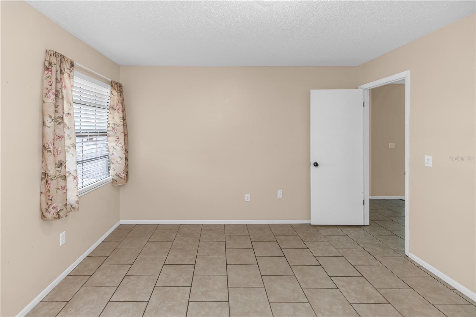 DELTONA LAKES UNIT 41 - Residential