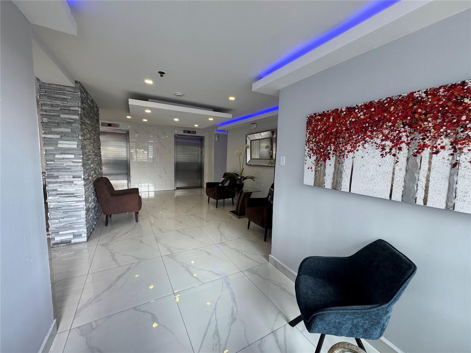 COND. PASEO DE MONTEFLORES - Residential Lease