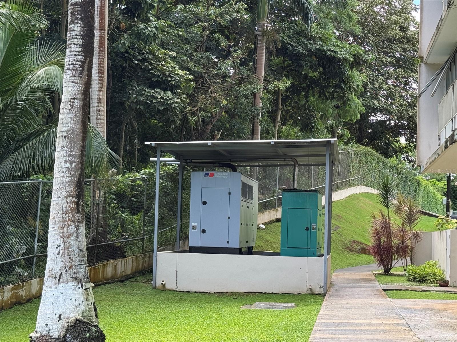 COND. PASEO DE MONTEFLORES - Residential Lease