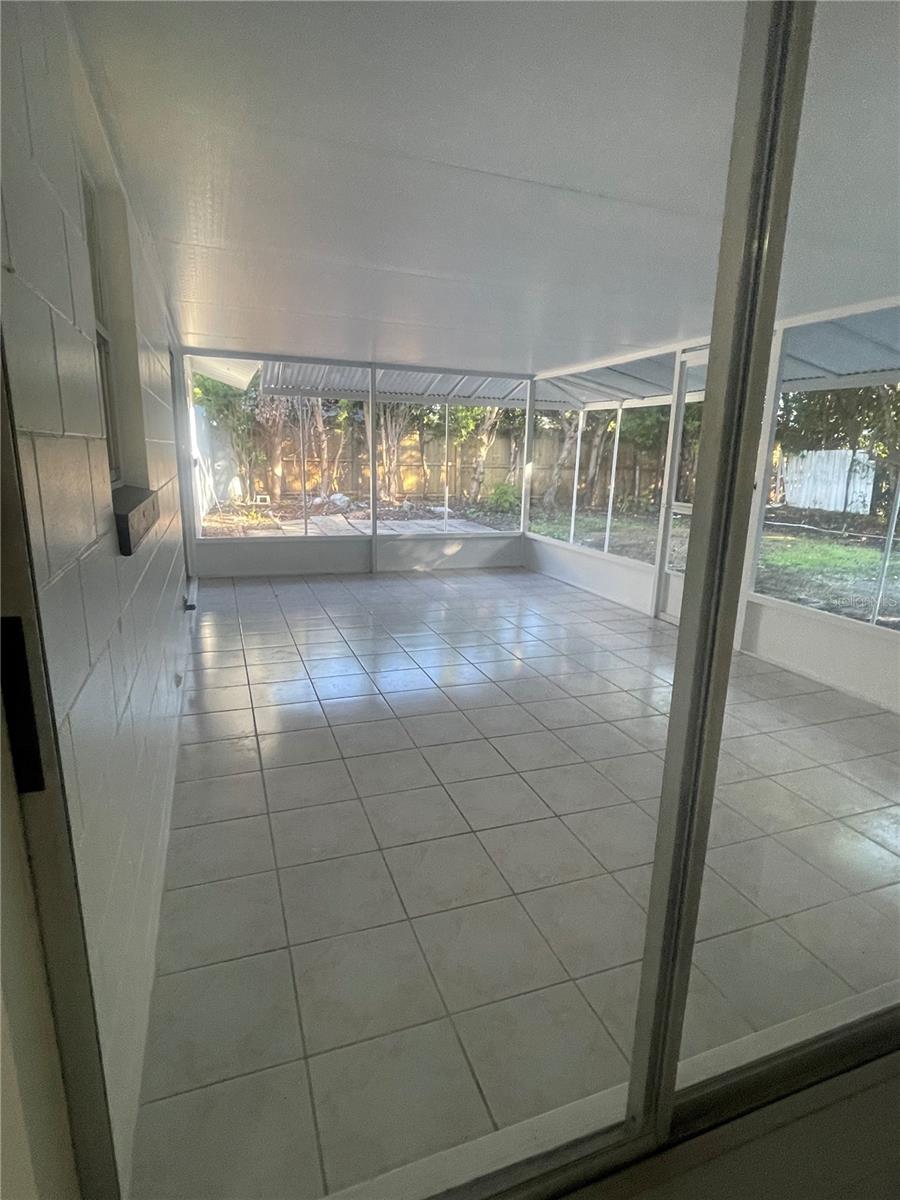 EASTBROOK SUBD UNIT NO 16 - Residential