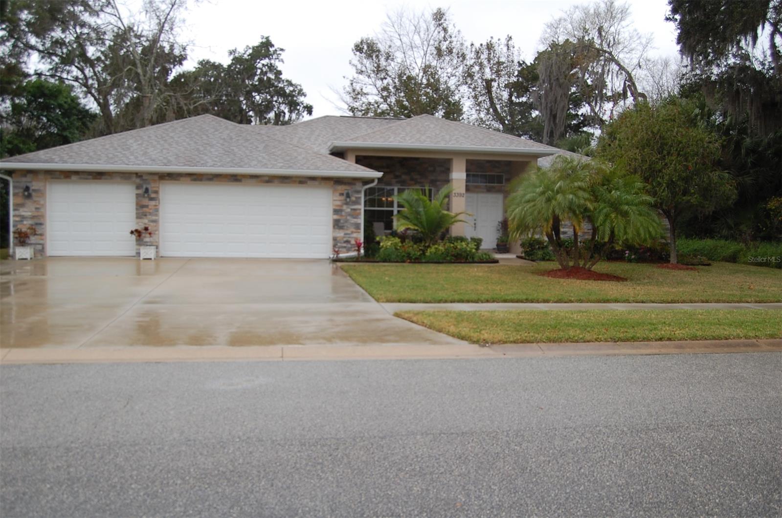 Hammock Lake Estates - Residential