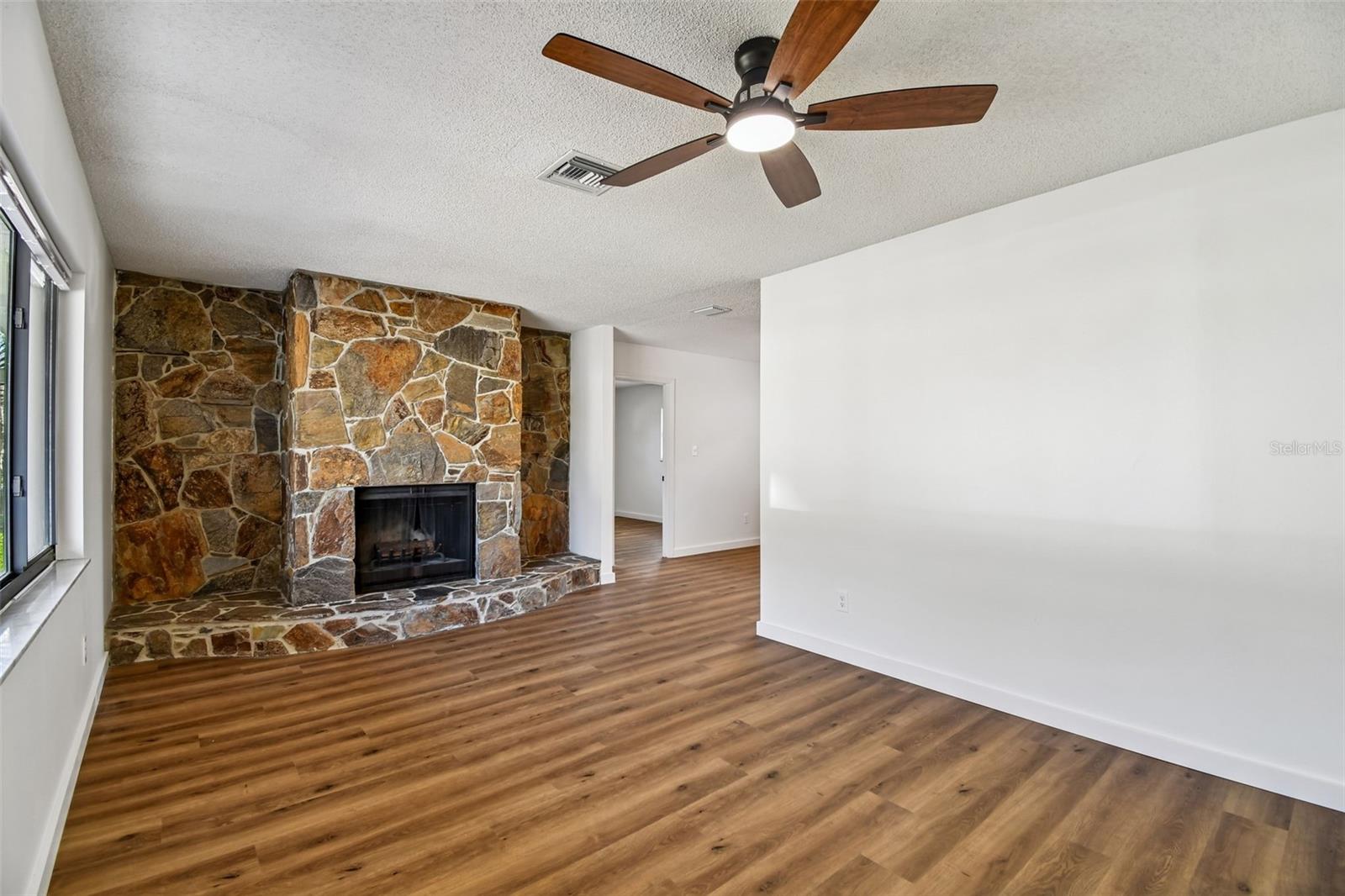 EASTBROOK SUB UNIT 16 - Residential