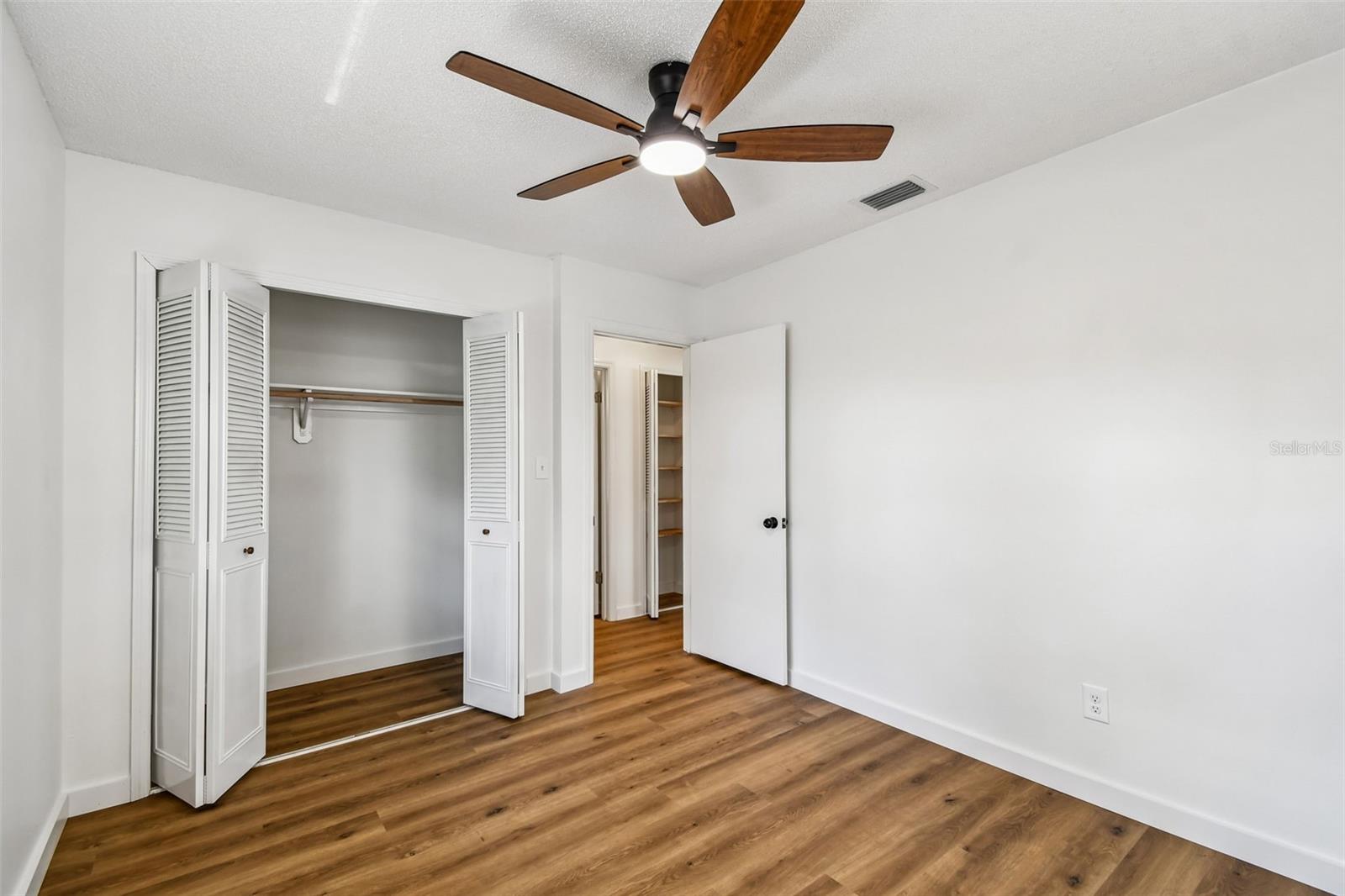 EASTBROOK SUB UNIT 16 - Residential