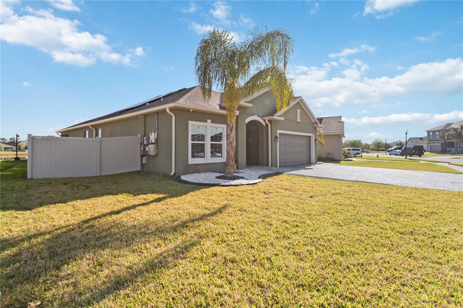 1654 CHATSWORTH CIRCLE