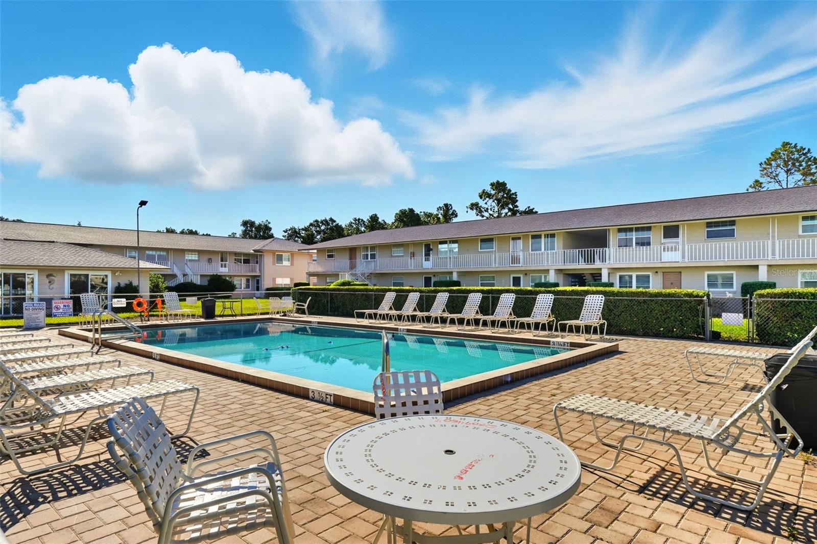 TAVARES LAKEVIEW CONDO - Residential