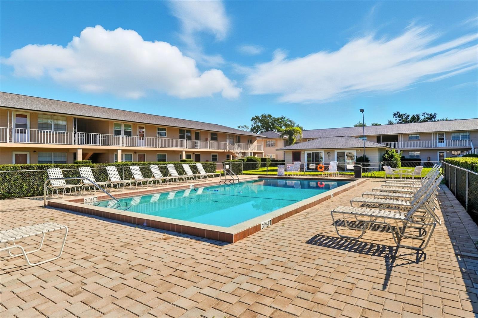 TAVARES LAKEVIEW CONDO - Residential