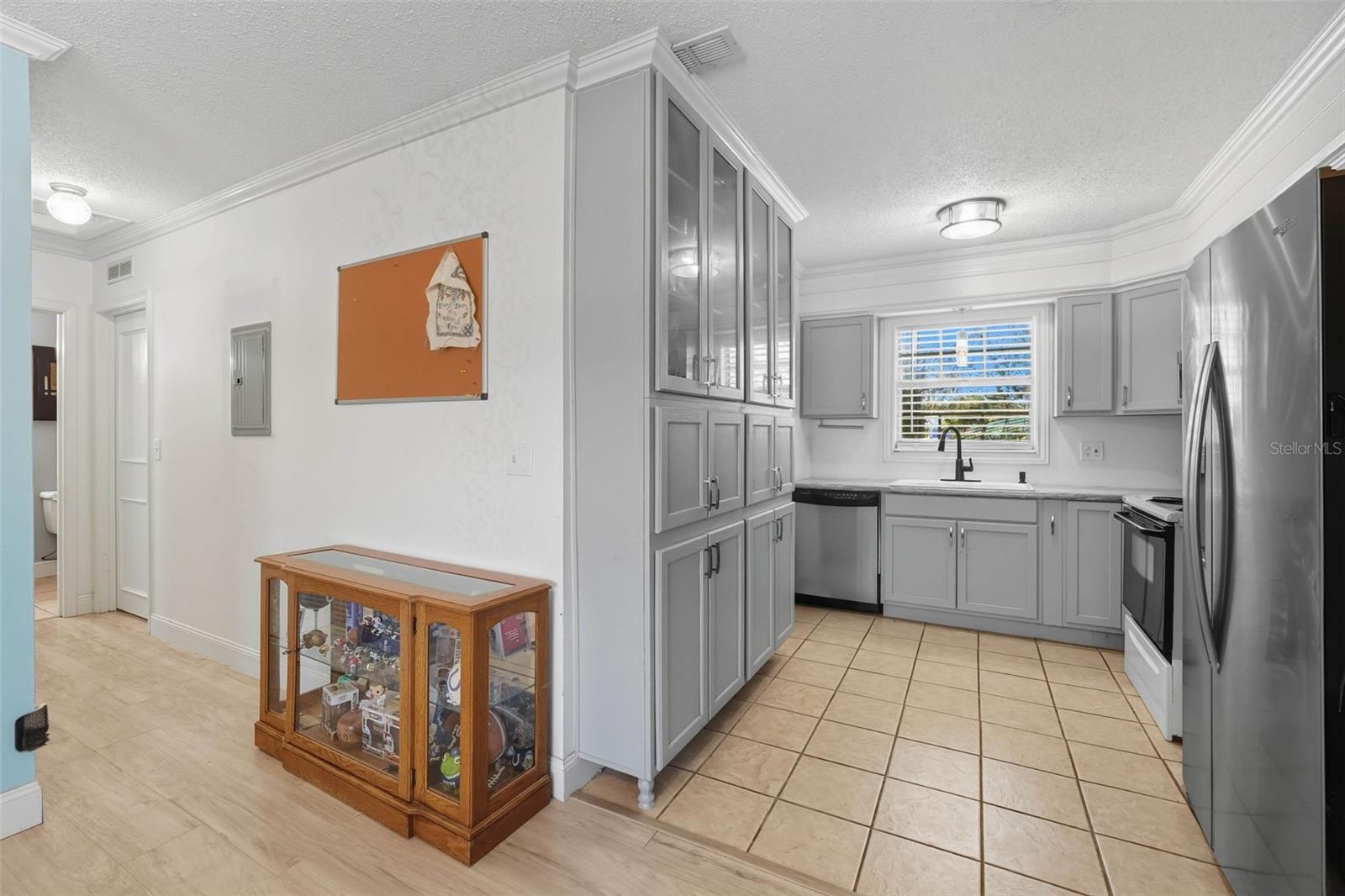 TAVARES LAKEVIEW CONDO - Residential