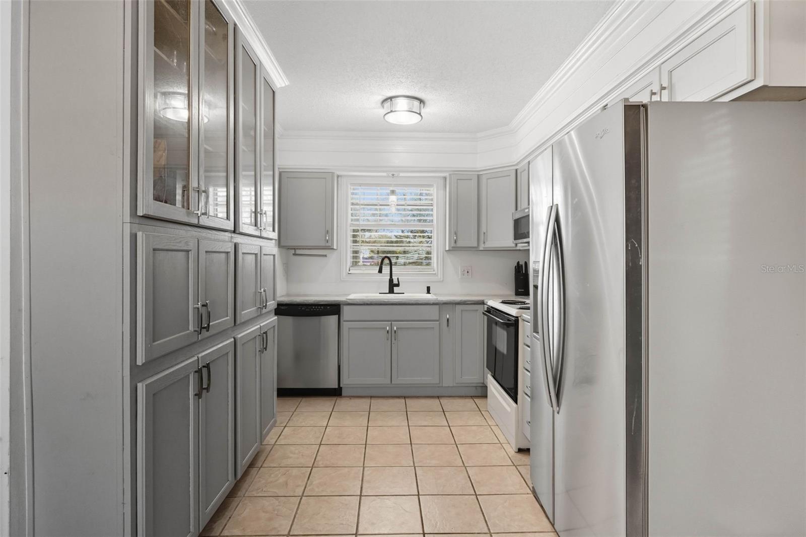 TAVARES LAKEVIEW CONDO - Residential