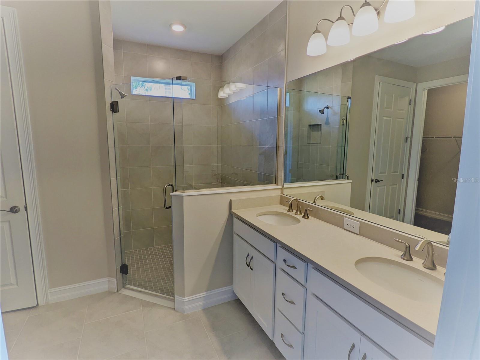 PALENCIA - Residential Lease