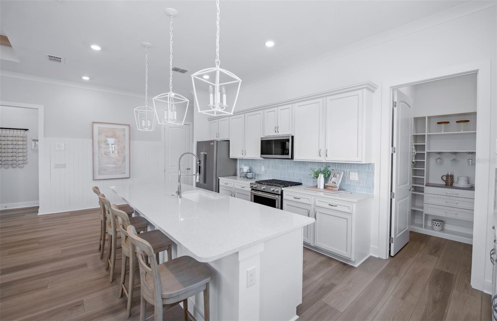 DEL WEBB RIVER RESERVE PHASE 1A & 1B - Residential