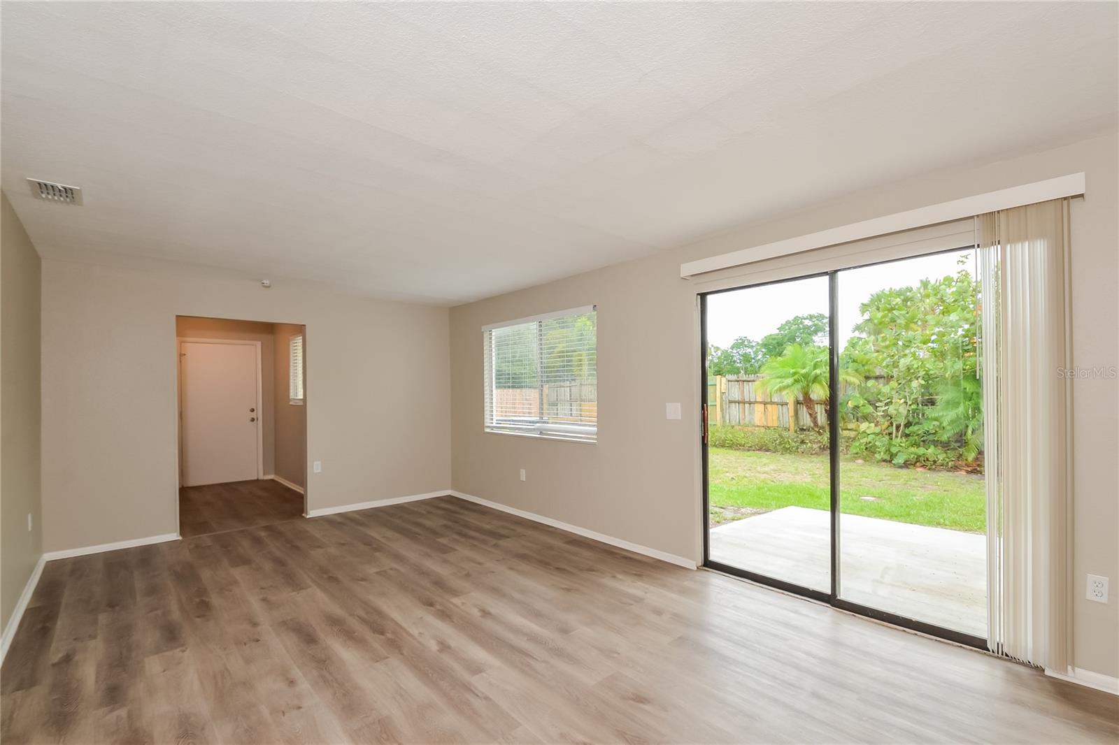 CEDAR GROVE OF 1ST ADD TO - Residential Lease