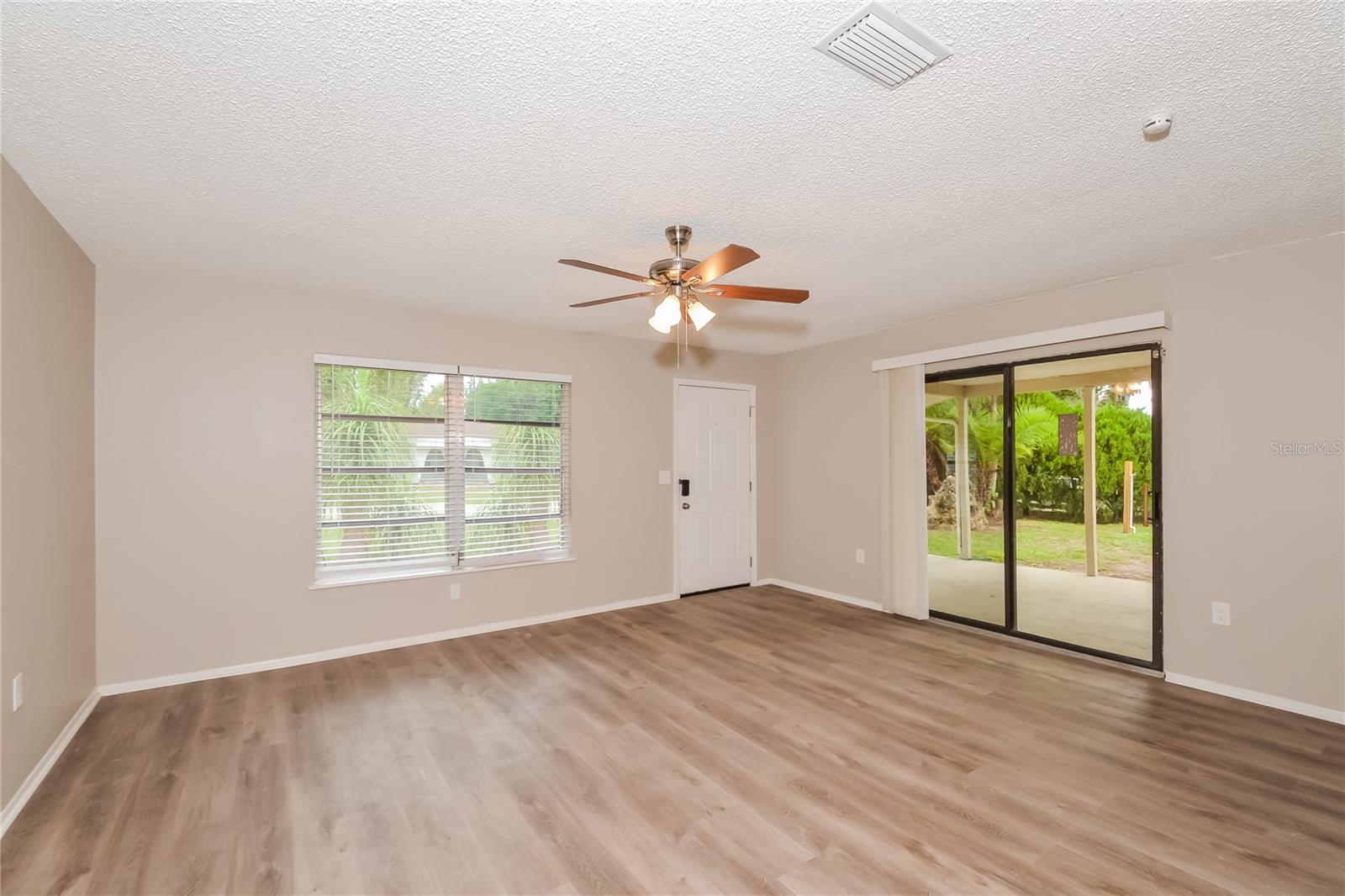 CEDAR GROVE OF 1ST ADD TO - Residential Lease