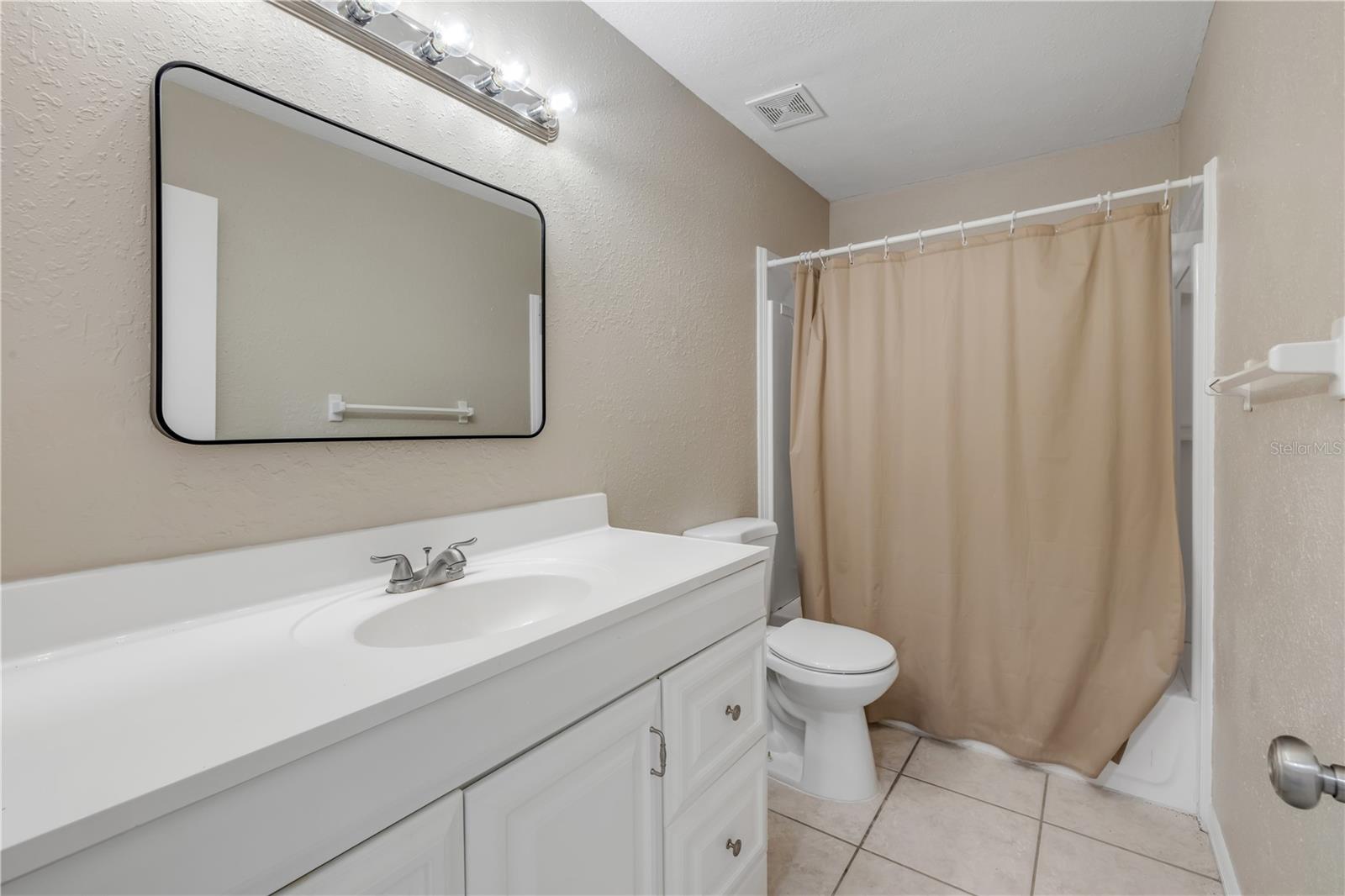 FLORIDA SHORES 01 - Residential