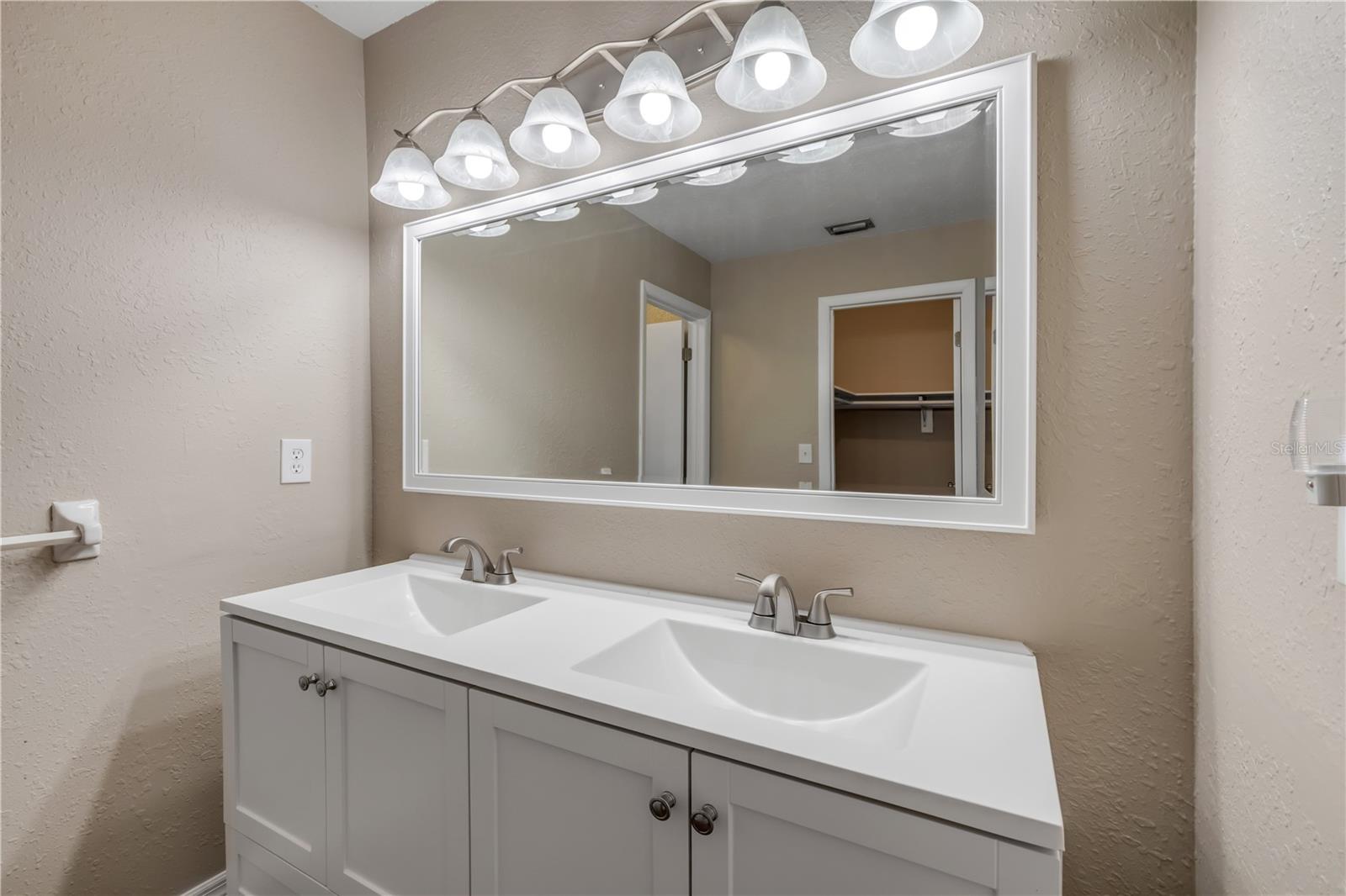 FLORIDA SHORES 01 - Residential