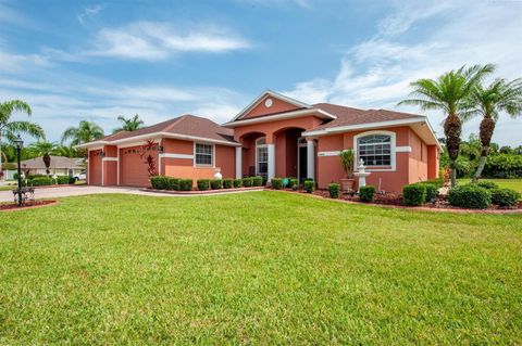 A home in PARRISH