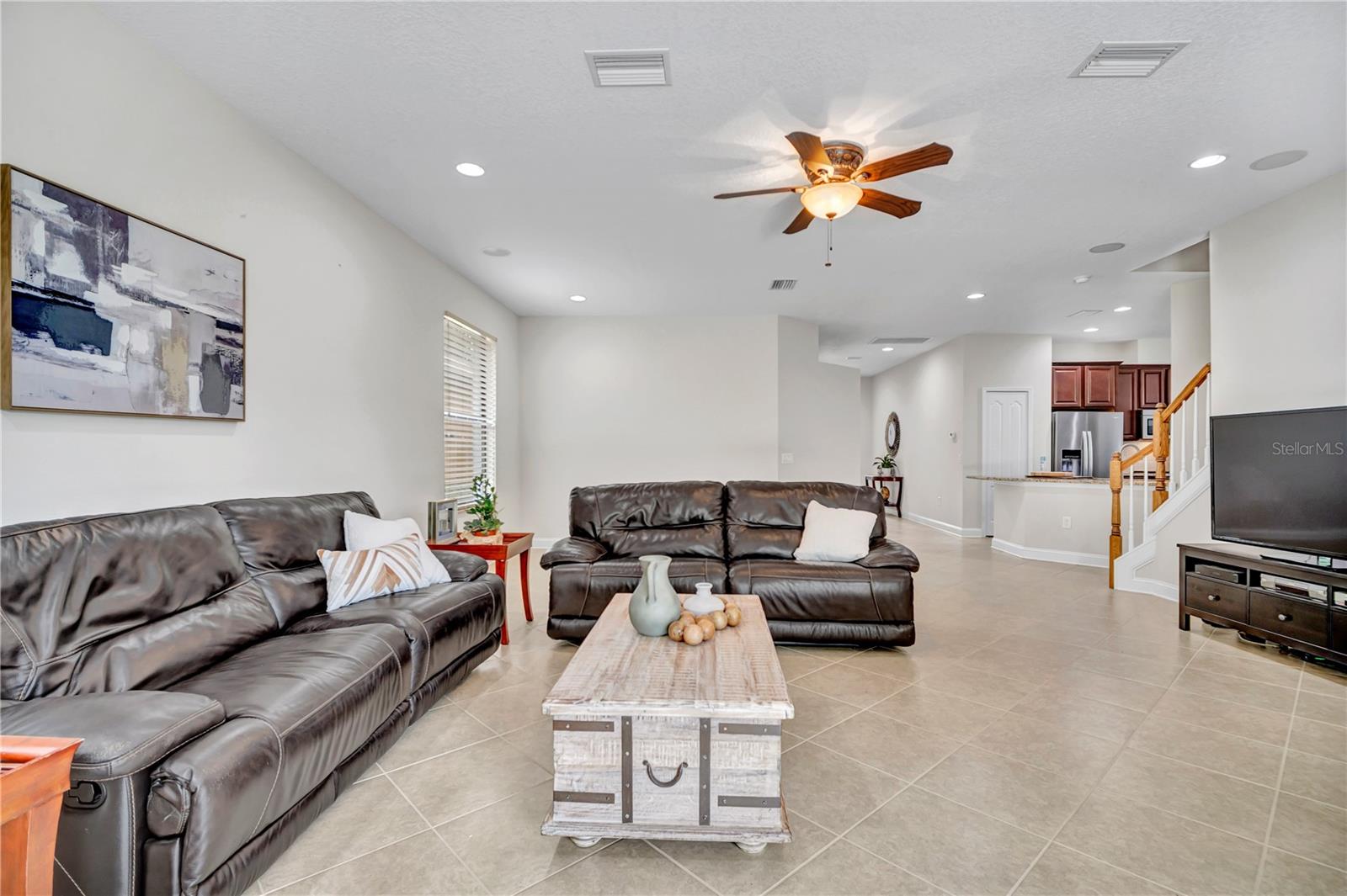 8013 HAMPTON GLEN DRIVE