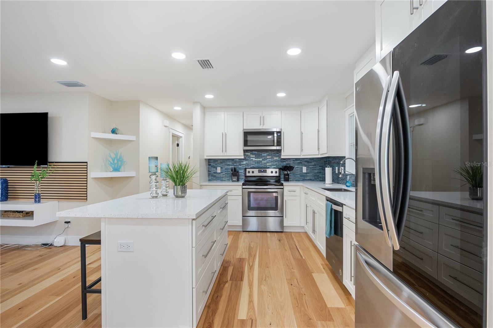 LOMA LINDA PARK - Residential