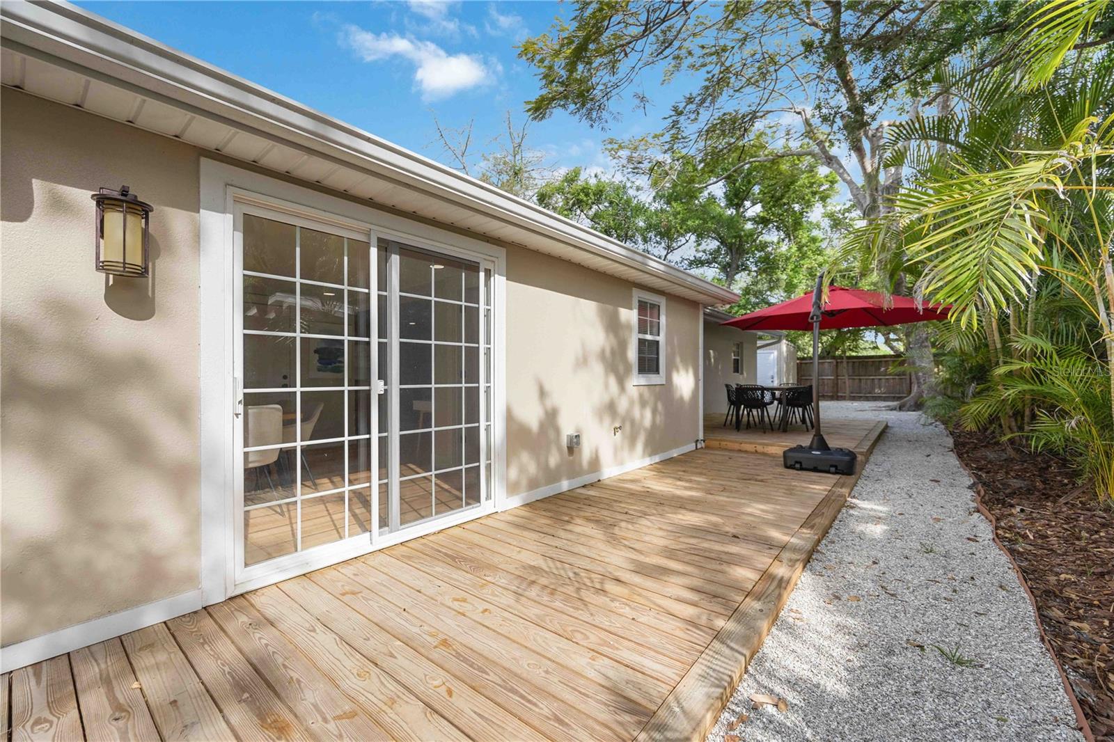 LOMA LINDA PARK - Residential