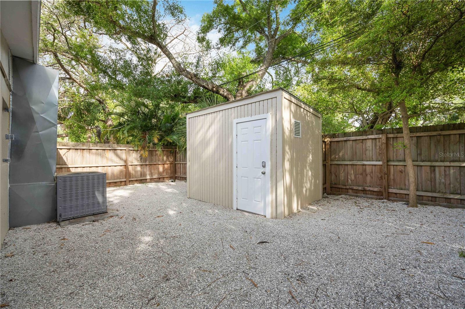 LOMA LINDA PARK - Residential