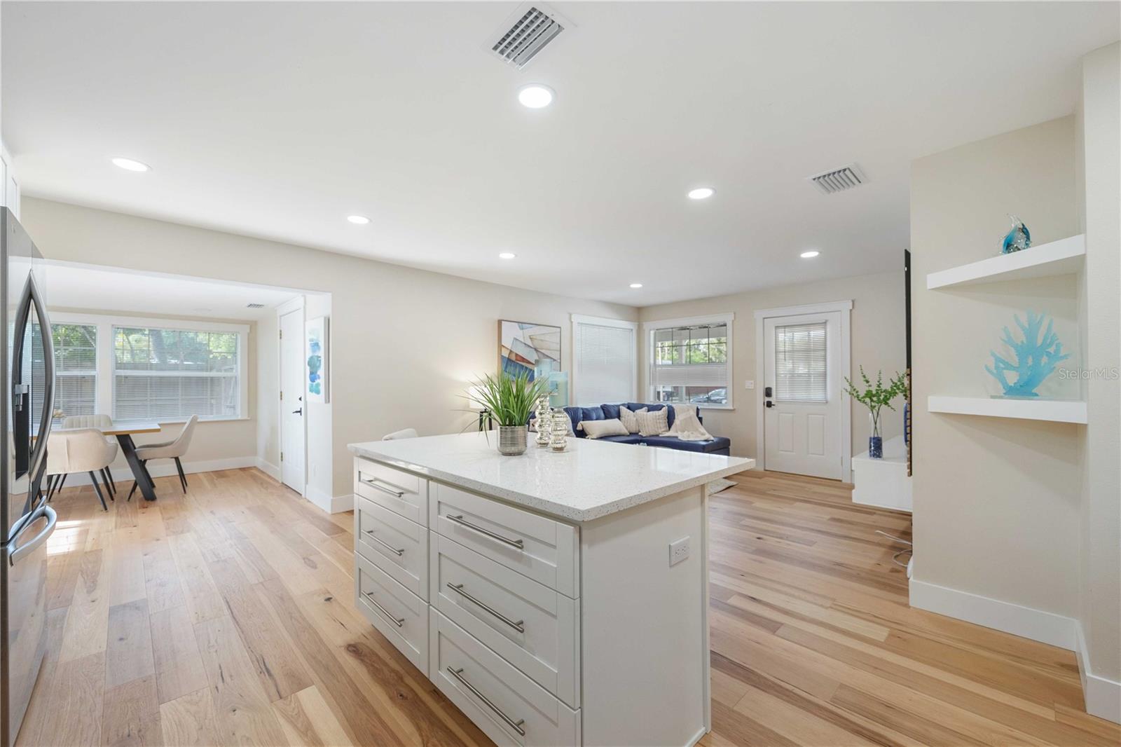 LOMA LINDA PARK - Residential