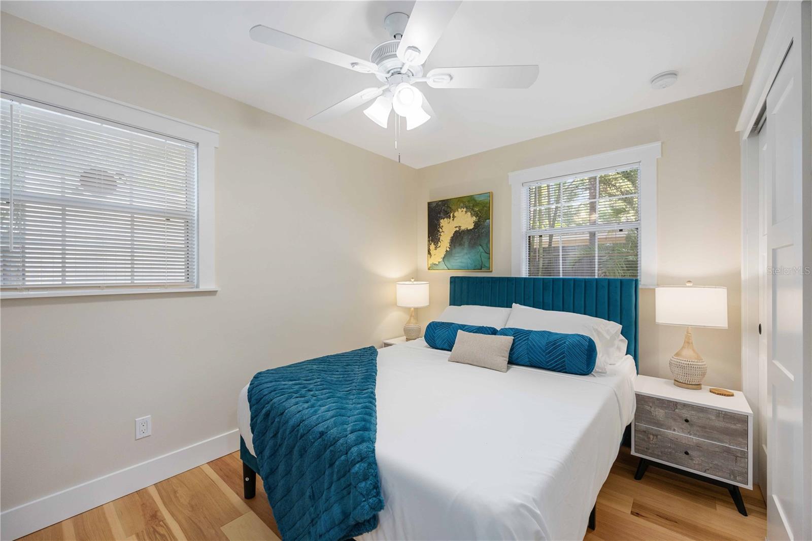 LOMA LINDA PARK - Residential
