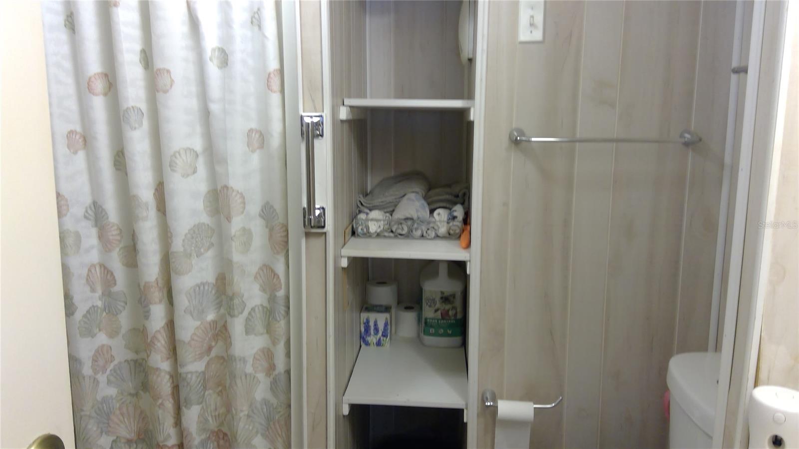 THUNDERBIRD MOBILE ESTATES - Residential