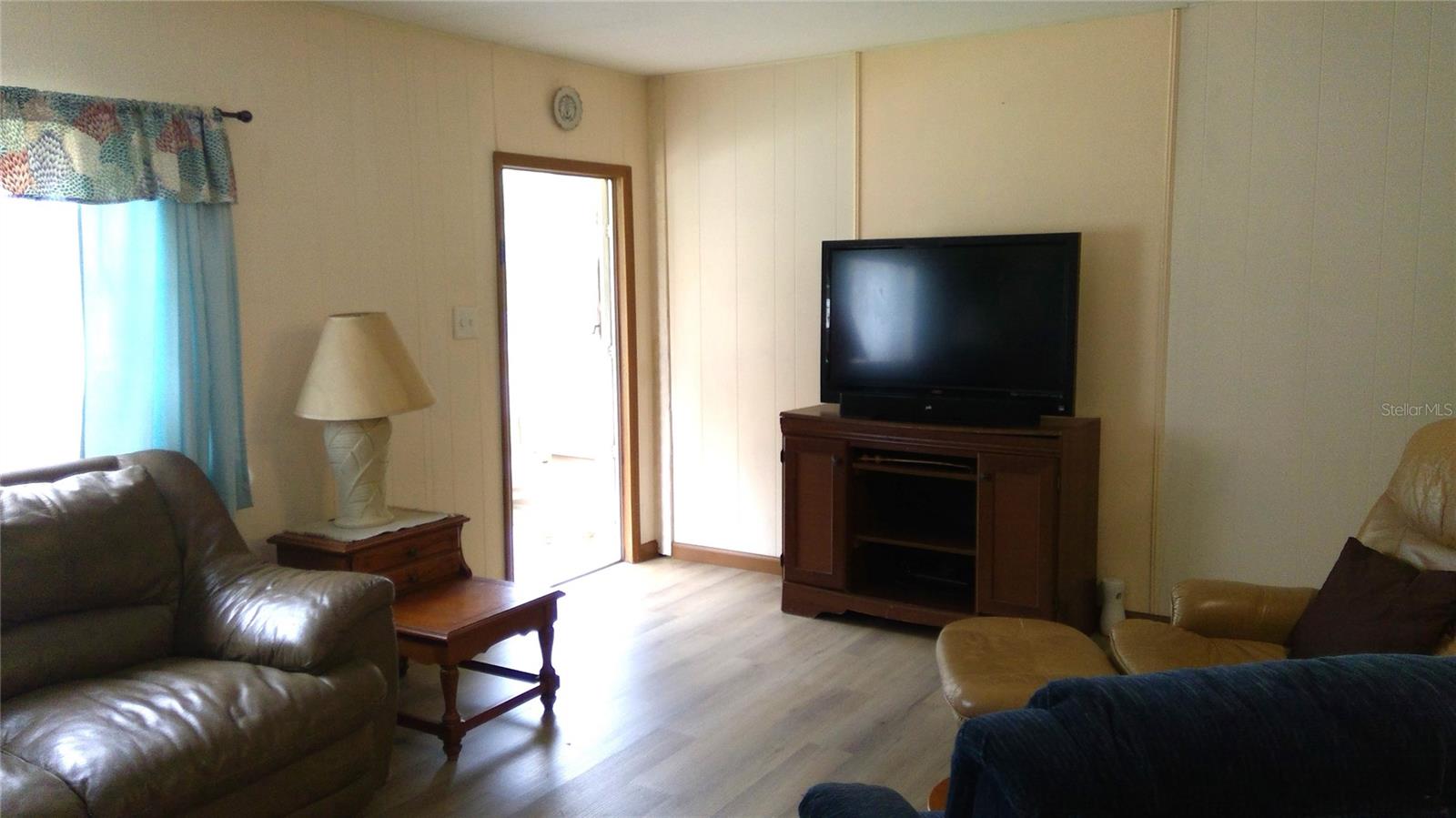 THUNDERBIRD MOBILE ESTATES - Residential