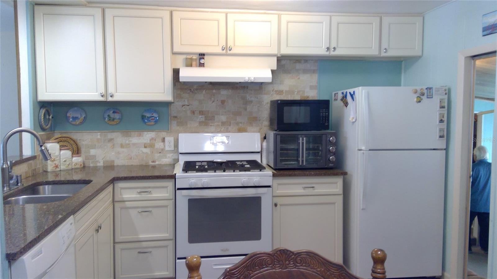 THUNDERBIRD MOBILE ESTATES - Residential