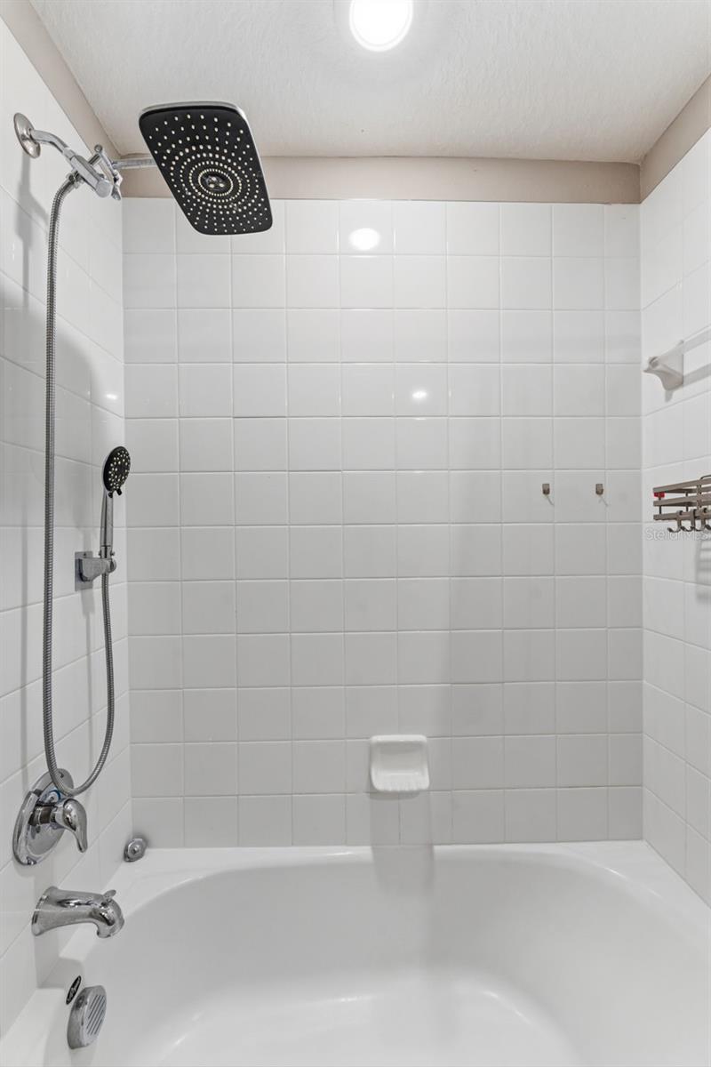 VILLAGES/AVALON PH IV - Residential