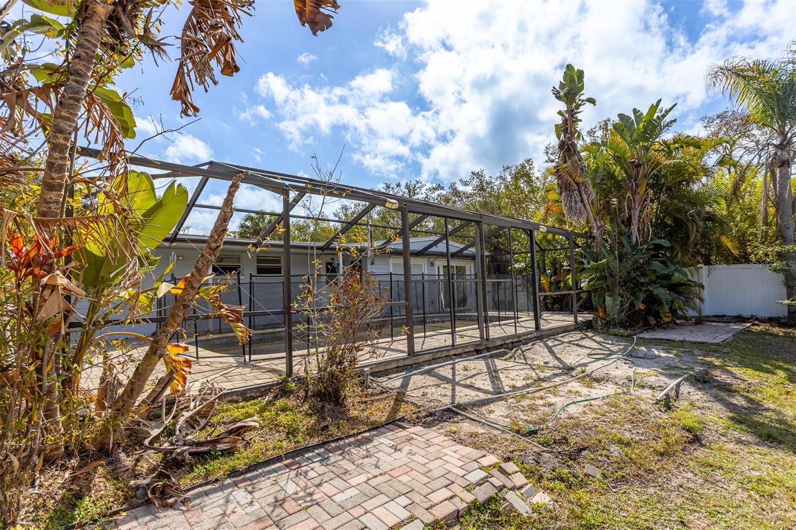 HENDERSON BEACH - Residential