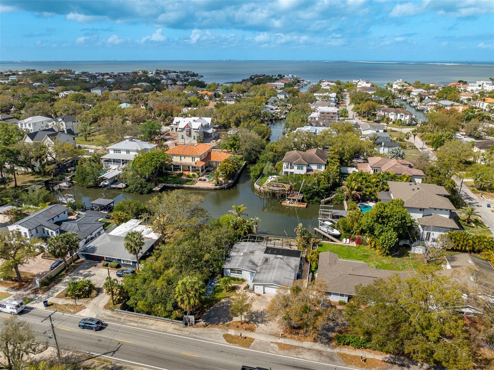 HENDERSON BEACH - Residential