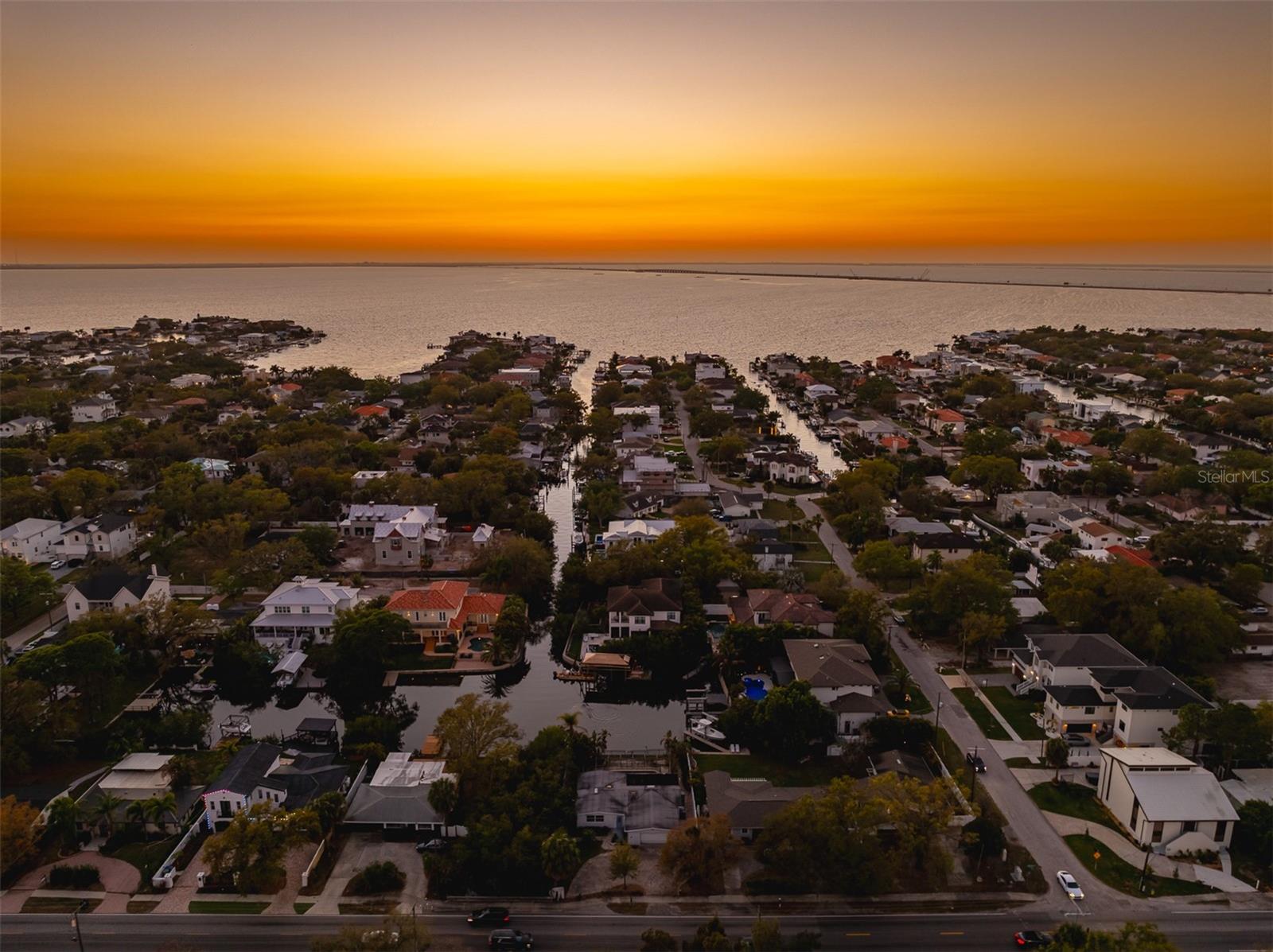 HENDERSON BEACH - Residential