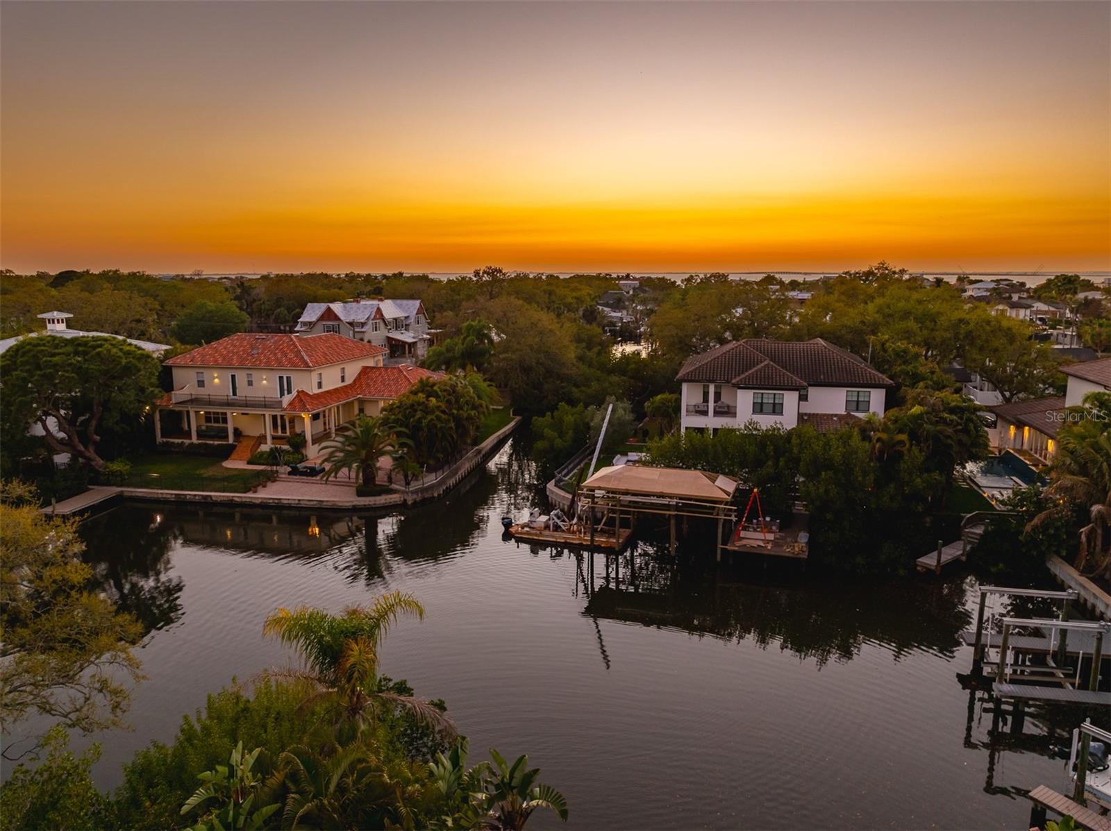 HENDERSON BEACH - Residential