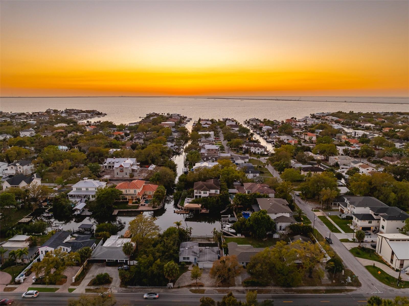 HENDERSON BEACH - Residential