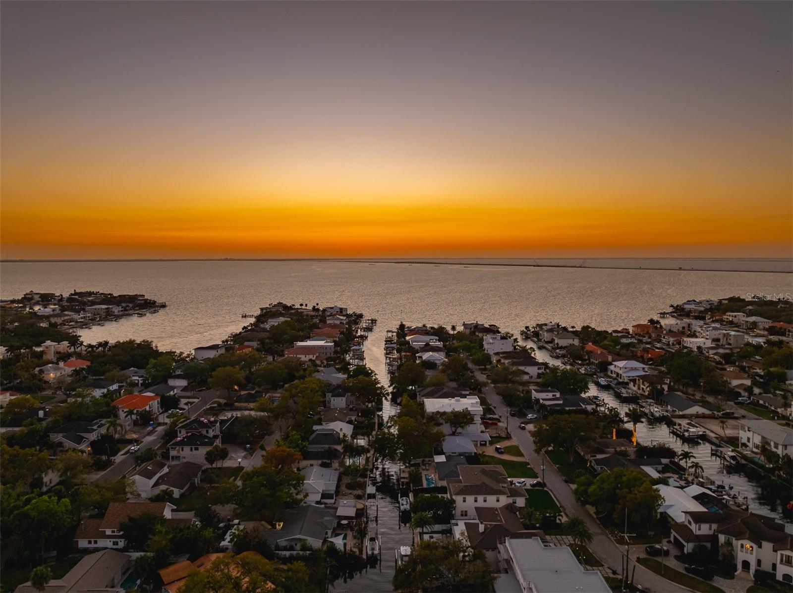 HENDERSON BEACH - Residential