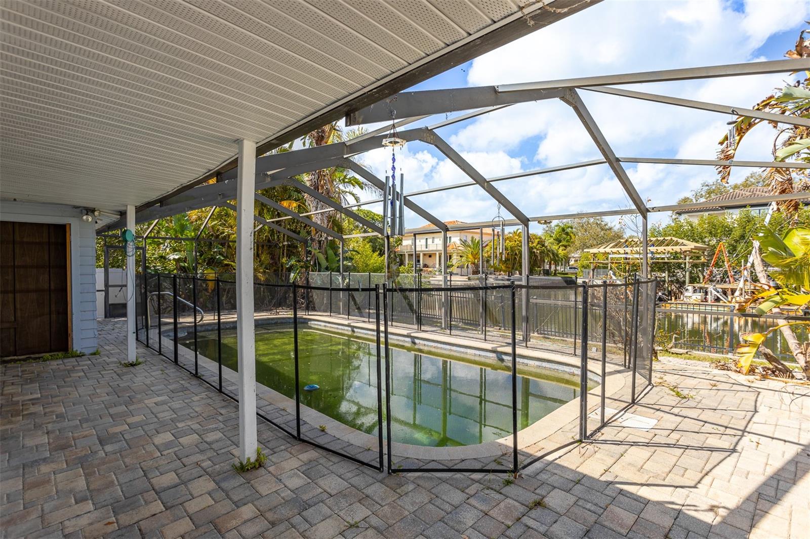 HENDERSON BEACH - Residential