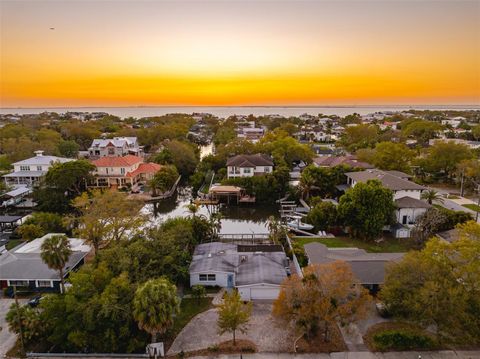Photo of 2107 S West Shore Boulevard, Tampa, FL 33629 (MLS # TB8493370)
