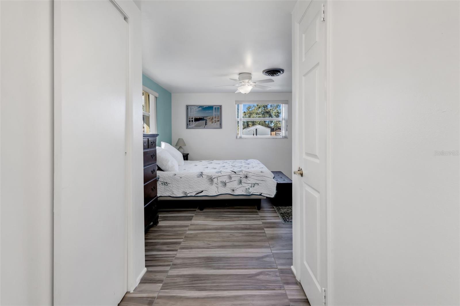 SOUTH VENICE - Residential