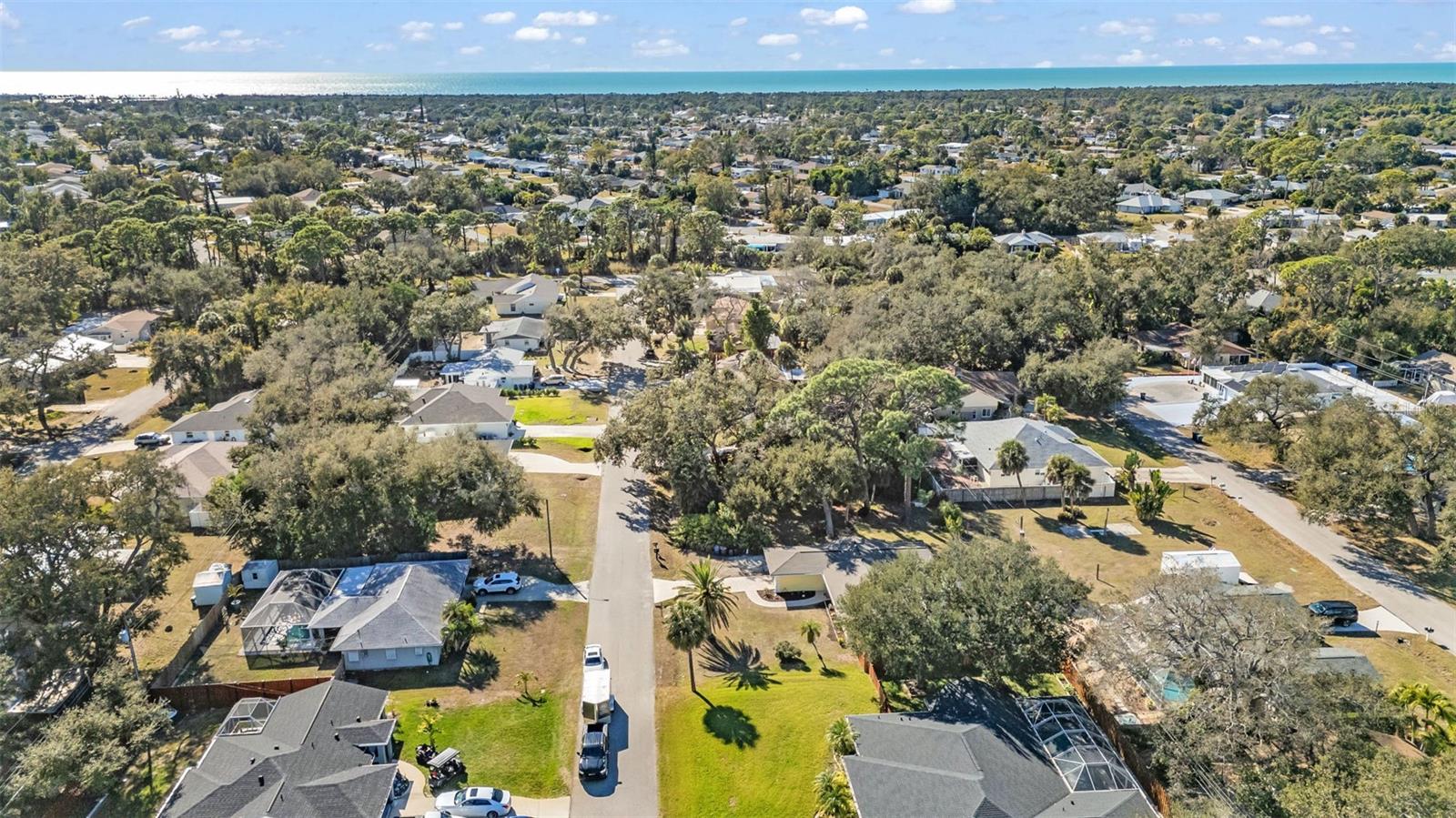 SOUTH VENICE - Residential