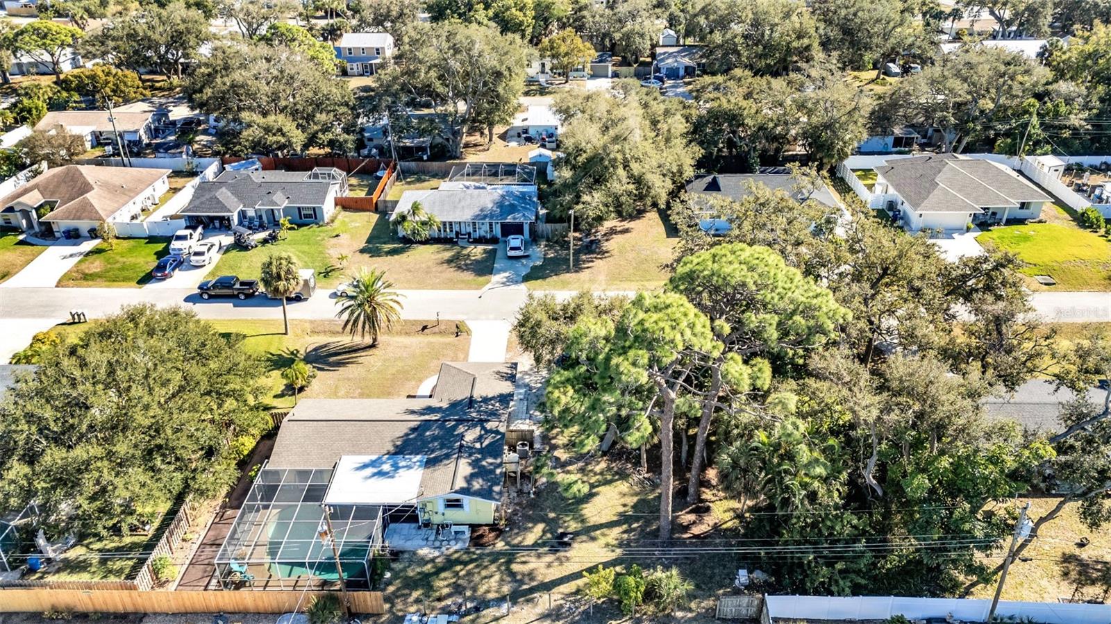 SOUTH VENICE - Residential