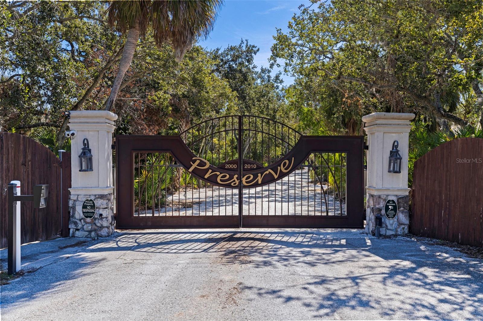 2000 BAYVIEW DRIVE