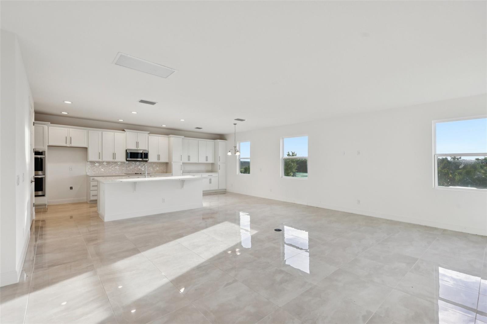 TRINITY LAKES PHASE 3 - Residential
