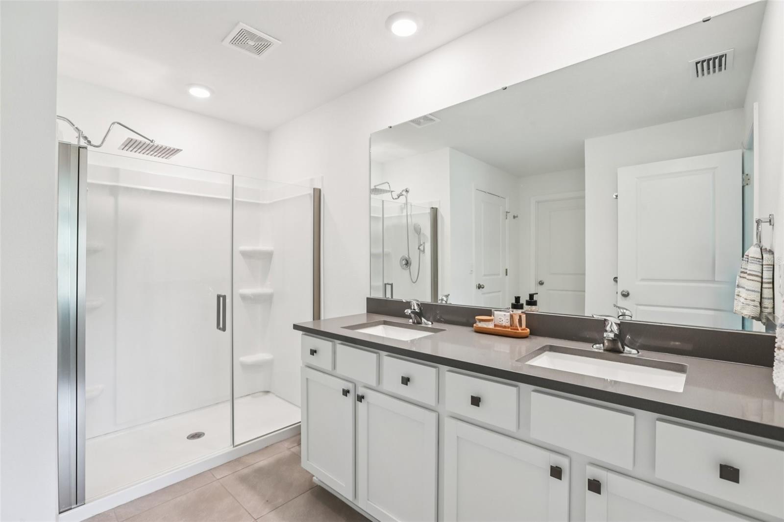 NORTH PARK ISLE PH 2B & 3A - Residential