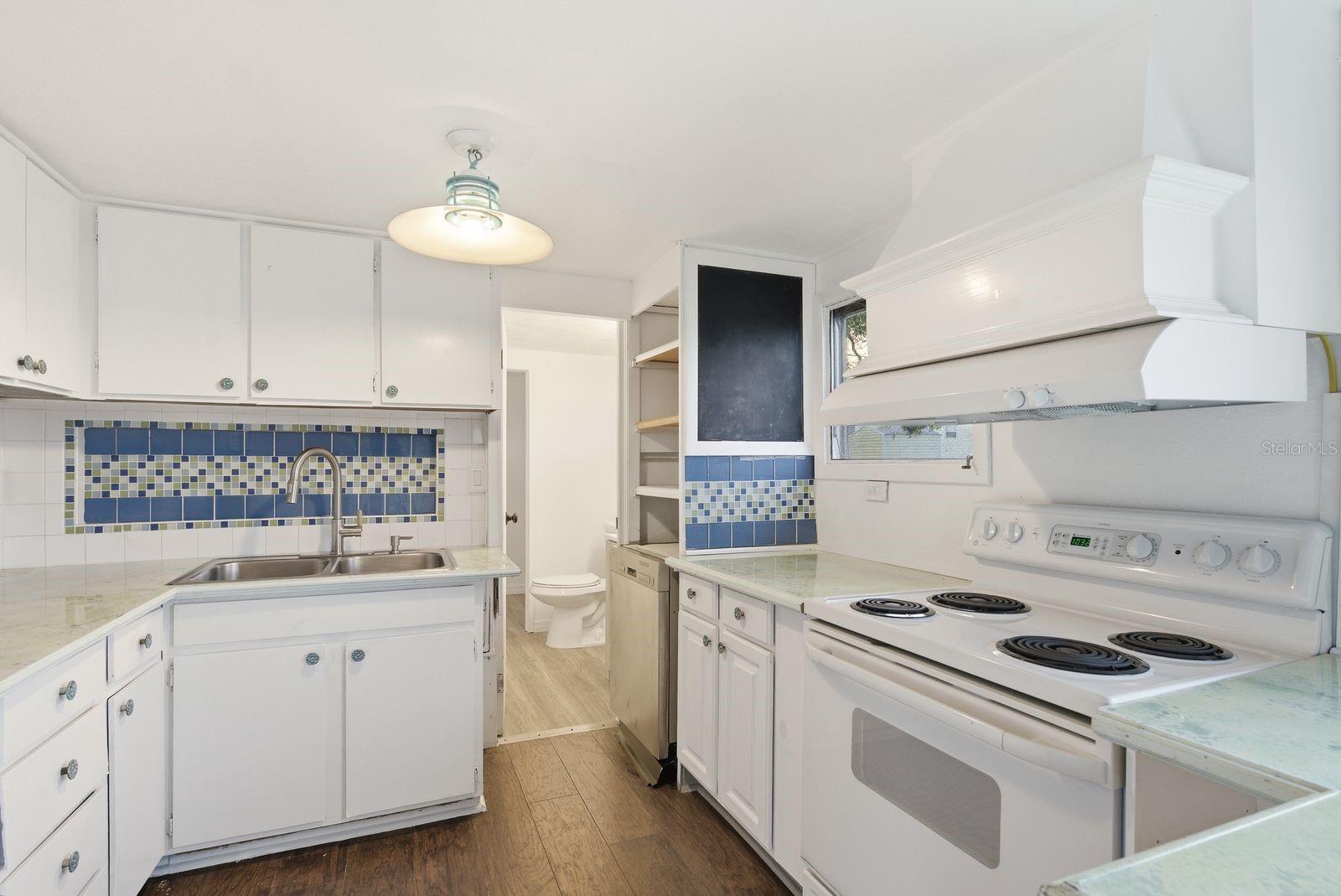 BONITA VILLAGE - Residential