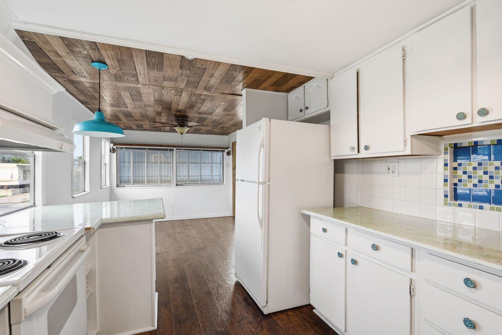 BONITA VILLAGE - Residential